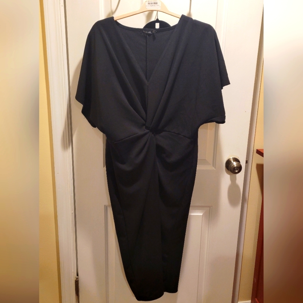 Flattering black dress